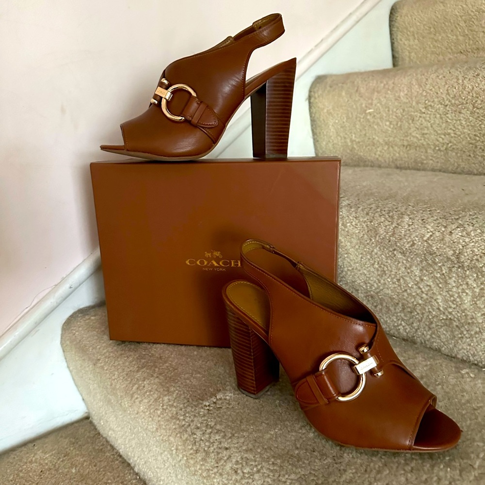 Coach Brown Heels with Slingback and Peep-Toe Design